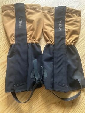 NWOT New Indyeva Liga Women’s Gater S/M